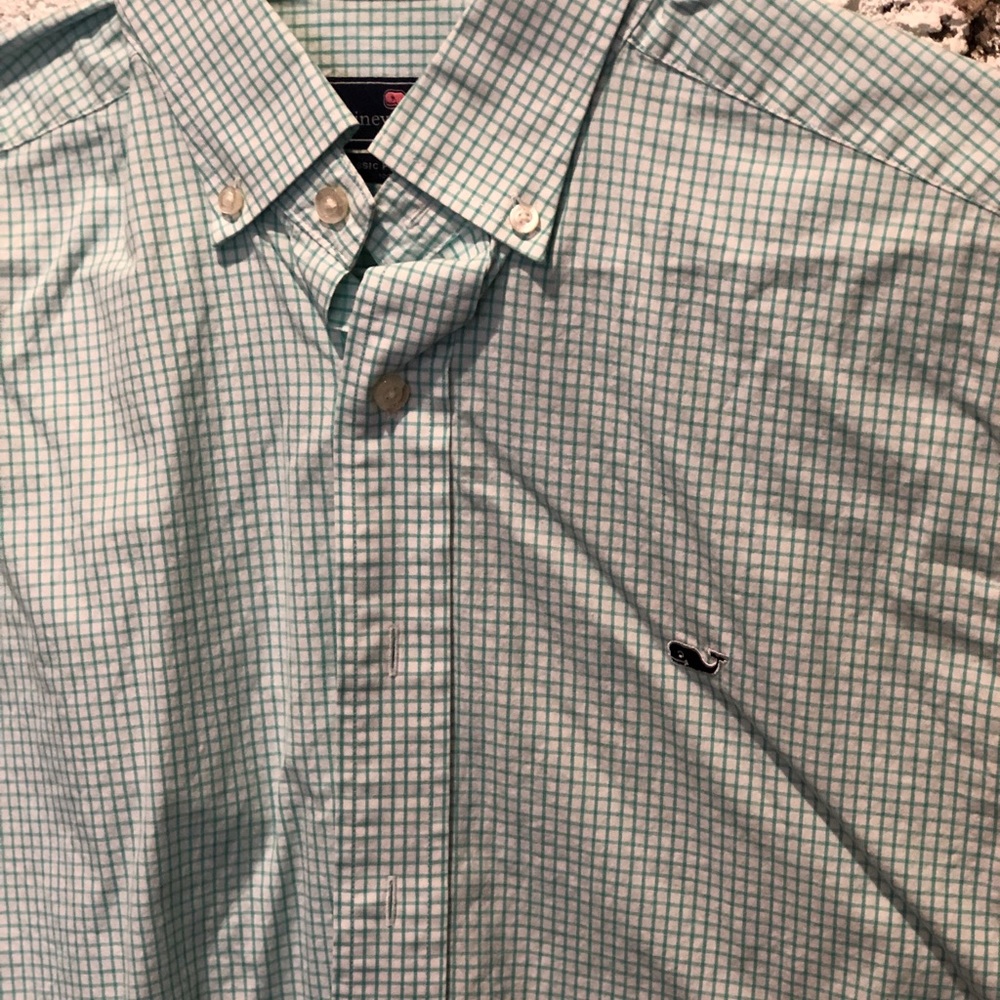 Vineyard Vines Button Down - Picture 3 of 3
